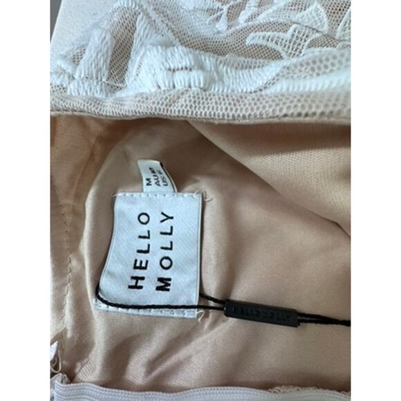 NWT!! "Mello Molly" Midi Dress Lace Needs Stitched On Ruffle Cottage Core Hoco - Picture 8 of 15